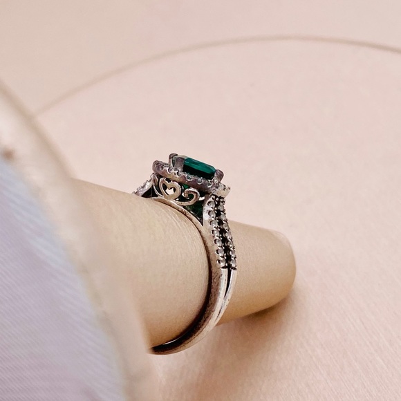 925 Sterling Silver Green & White Topaz Halo Ring - Picture 8 of 14